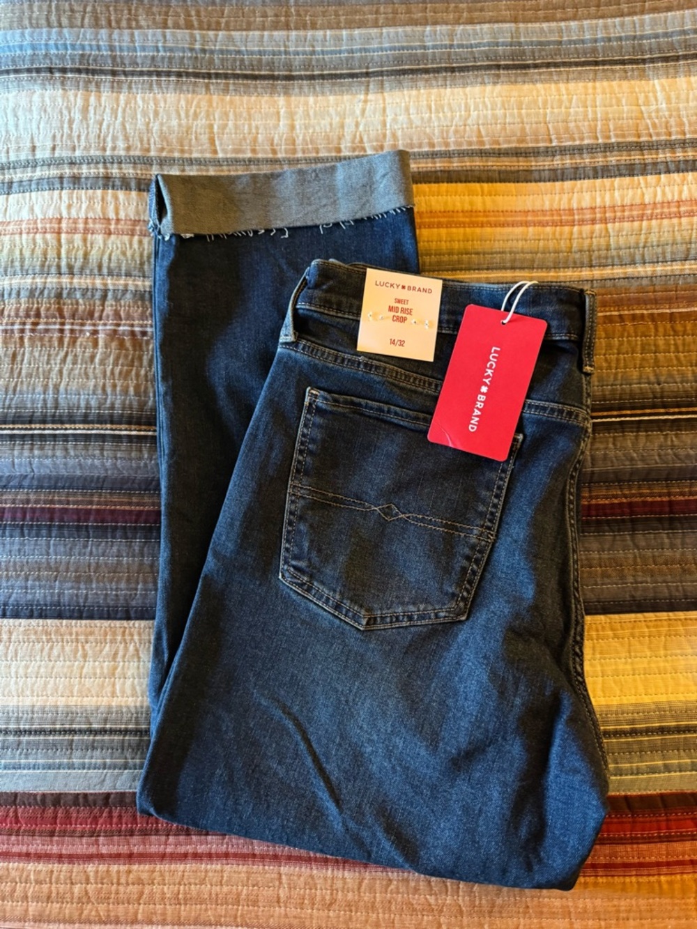 Lucky Brand Women’s Dark Blue Sweet Mid Rise Crop Denim Jeans
